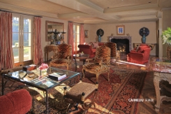 808 Rexford Drive